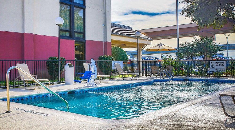 Comfort Inn Dallas North Love Field Airport Kültér fotó