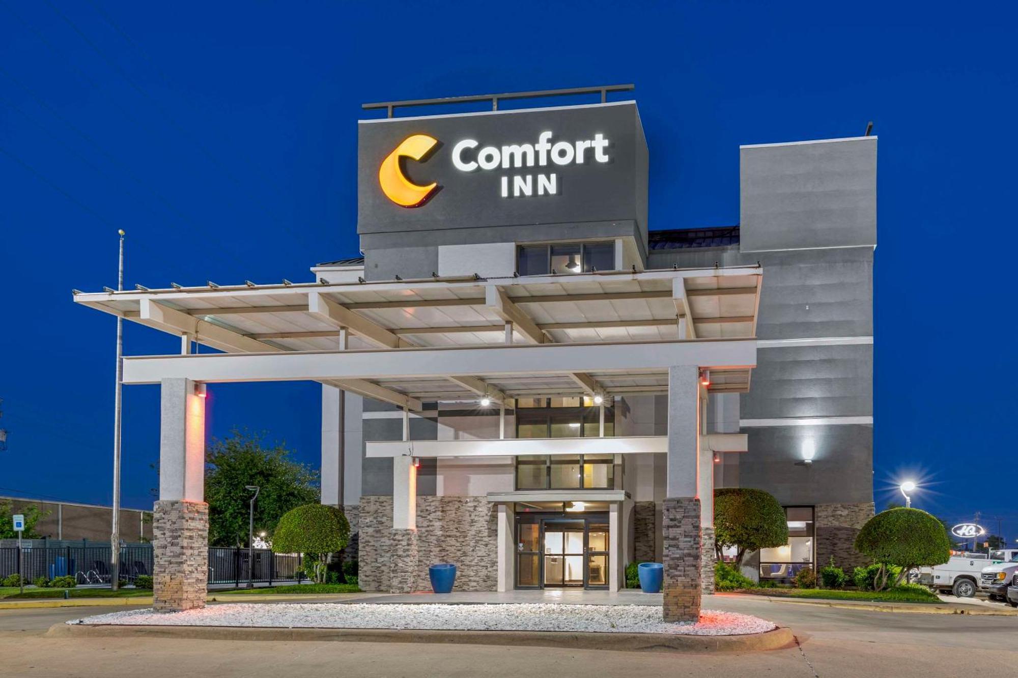 Comfort Inn Dallas North Love Field Airport Kültér fotó