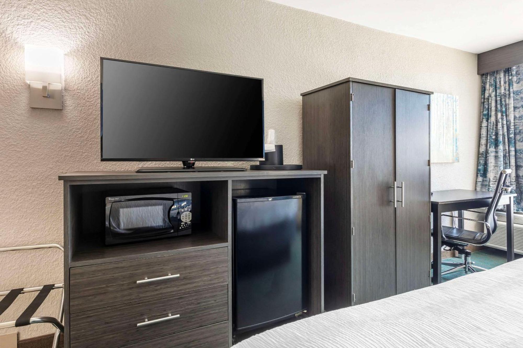Comfort Inn Dallas North Love Field Airport Kültér fotó
